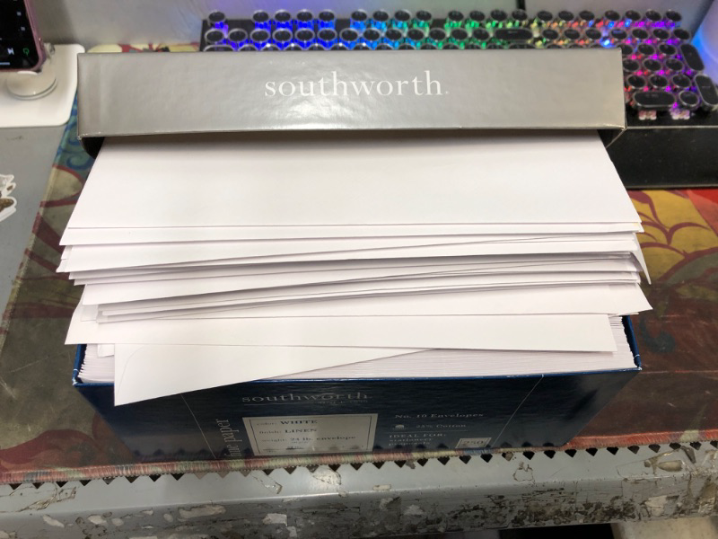 Photo 1 of Southworth 24% Cotton #10 Envelopes, 4.125" x 9.5", 24 lb/90 GSM, Linen Finish, White, 250 Count - Packaging May Vary (J554-10)