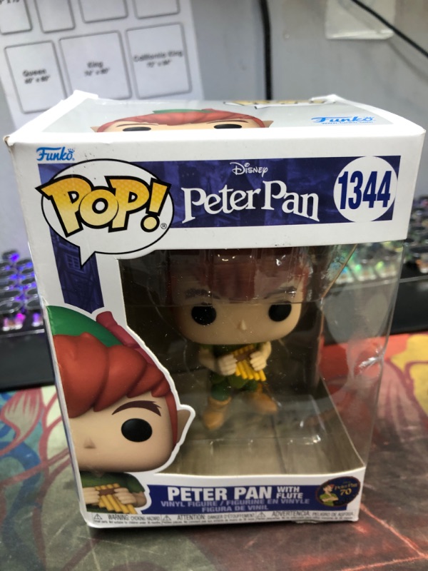 Photo 2 of Funko Pop! Disney: Peter Pan 70th Anniversary - Peter Pan with Flute