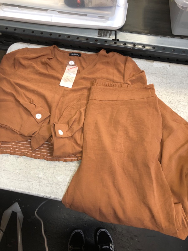 Photo 1 of Brown 2pcs Outfit XXL