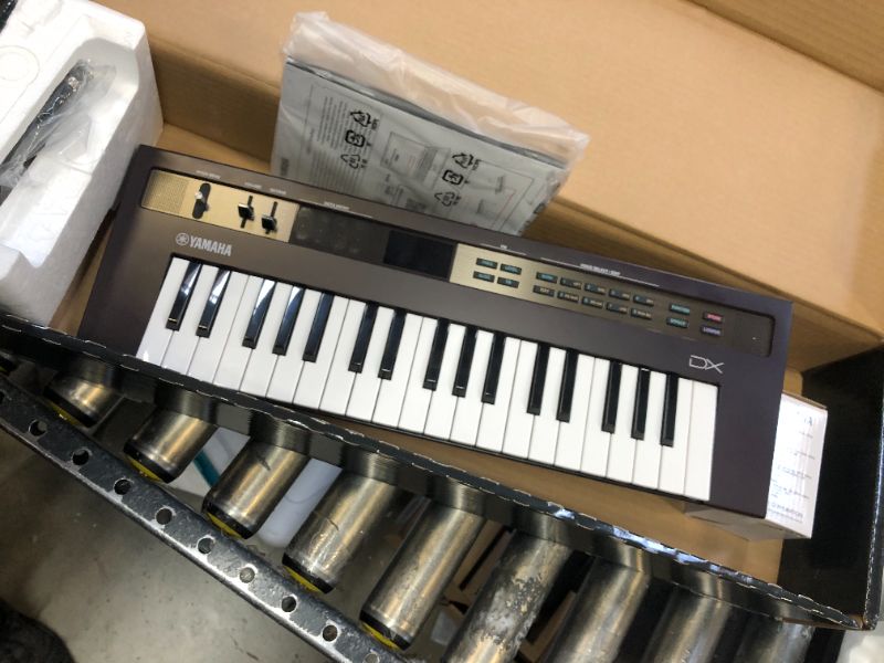 Photo 1 of Yamaha REFACE DX Portable FM Synthesizer,Black