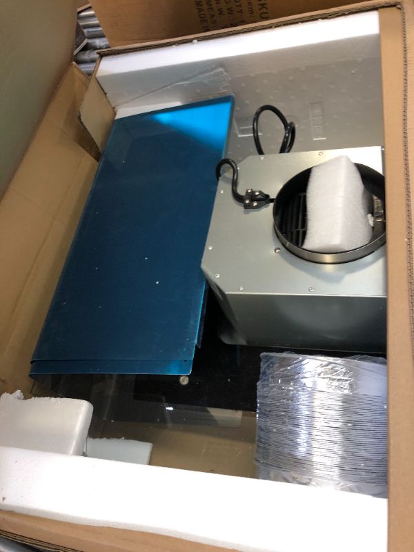 Photo 1 of 30" 750 CFM Convertible Wall Mount Range Hood in Stainless Steel (Part number: WM-600SS-30)
