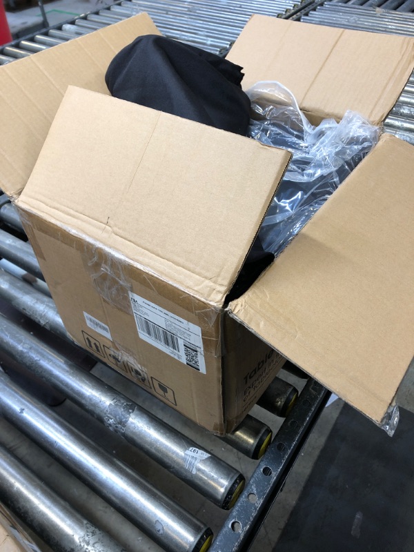 Photo 1 of LEQEE Round Tablecloth,10 Pack 120inch Stain and Wrinkle Resistant Polyester Table Cloth,Decorative Fabric Table Cover for Kitchen,Dinning,Party,Wedding Round(Black) 10 Pack 120R Black