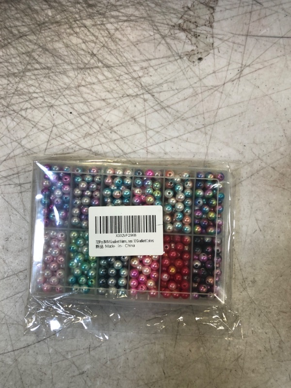 Photo 1 of 720 Pieces of Pearl Beads for Crafts, 8MM Round Pearls Beads with Holes for Jewelry Making Handcrafted Loose Spacer Beads for DIY Crafts Jewelry Making Necklaces Bracelets (Gradient)
