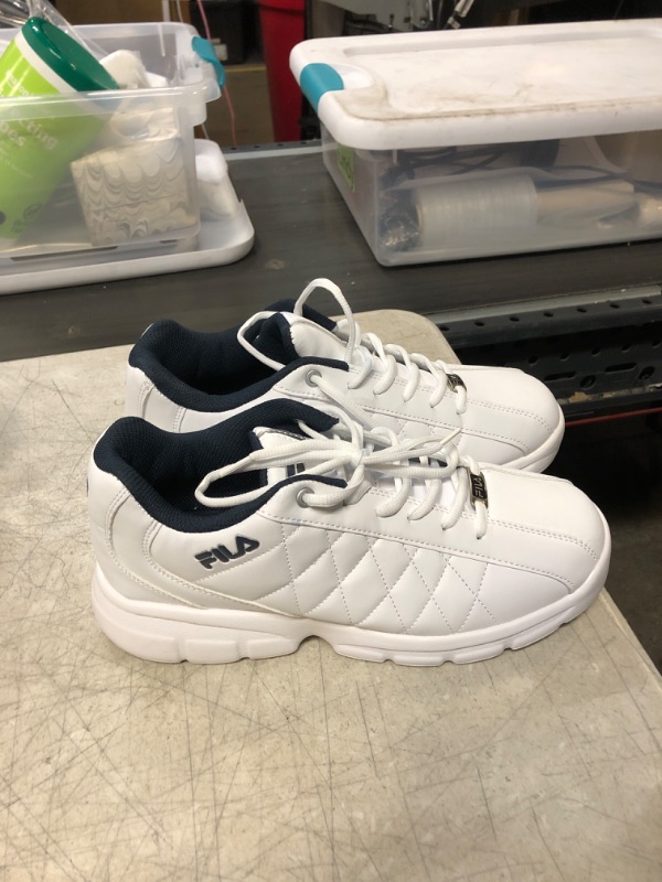 Photo 2 of FILA Men's Fulcrum 3
SIZE 9.5