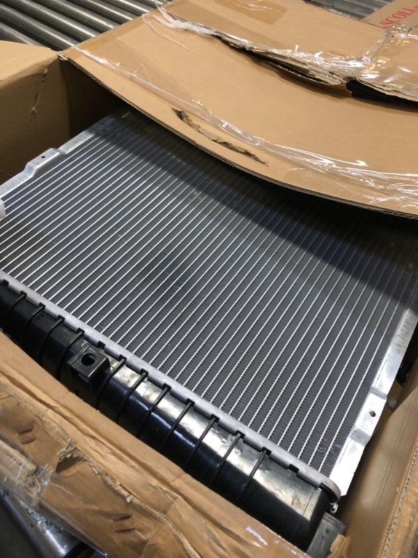 Photo 2 of DWVO Radiator Compatible with 2004-2008 Dodge Ram 1500, 2004-2009 Dodge Ram 2500 3500 5.7L V8