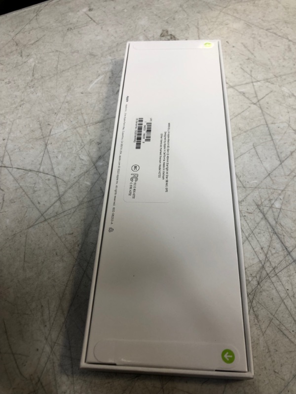 Photo 6 of +++FACTORY SEALED+++ Apple Watch SE (2nd Gen) [GPS 40mm] Smartwatch with Starlight Aluminum Case with Starlight Sport Band M/L. Fitness & Sleep Tracker, Crash Detection, Heart Rate Monitor Starlight Aluminum Case with Starlight Sport Band 40mm M/L - fits 