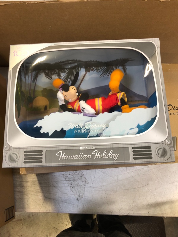 Photo 2 of Disney100 Years of Wonder Walt Disney Presents “Hawaiian Holiday” Goofy Collectible Plush Stuffed Animal, Officially Licensed Kids Toys for Ages 5 Up, Amazon ExclusiveDisney 100 Walt Disney Presents Hawaiian Holiday Exclusive 12-Inch Plush [Goofy]
