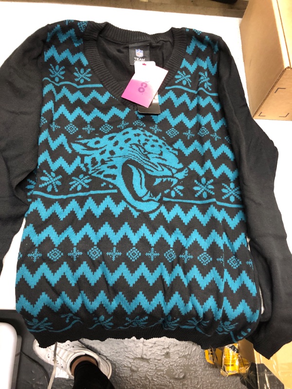 Photo 1 of FOCO JAGUAR SWEATER - SIZE L