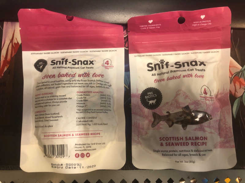 Photo 2 of +++PACK OF 2++ Snif-Snax Pre Biotics All Natural Salmon  Seaweed Cat Treats - 3oz
