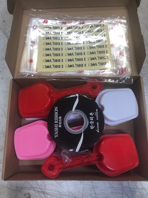 Photo 2 of 174 Pcs Valentine's Day Plastic Shovel Set Includes 24 Plastic Toy Shovels, 25 Candy Bags 1 Roll of Red Ribbon 24 I Dig You Labels Stickers and 100 Heart Gift Tags for Valentine's Party Favor Gifts