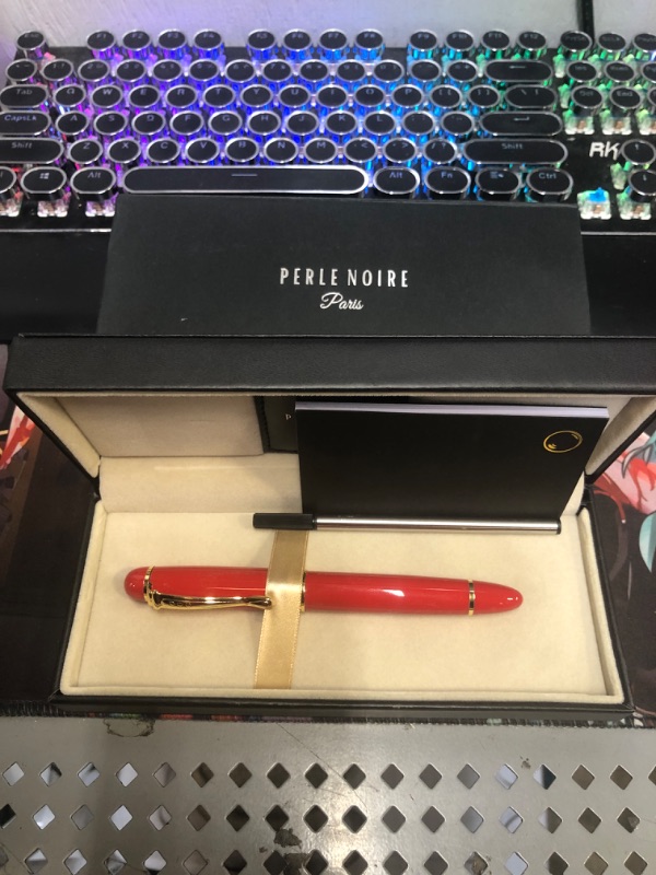 Photo 2 of Perle Noire Inc. Variations Pen Limited Edition with Mini Note Pad and Refill (The Titan (Sharp Red))