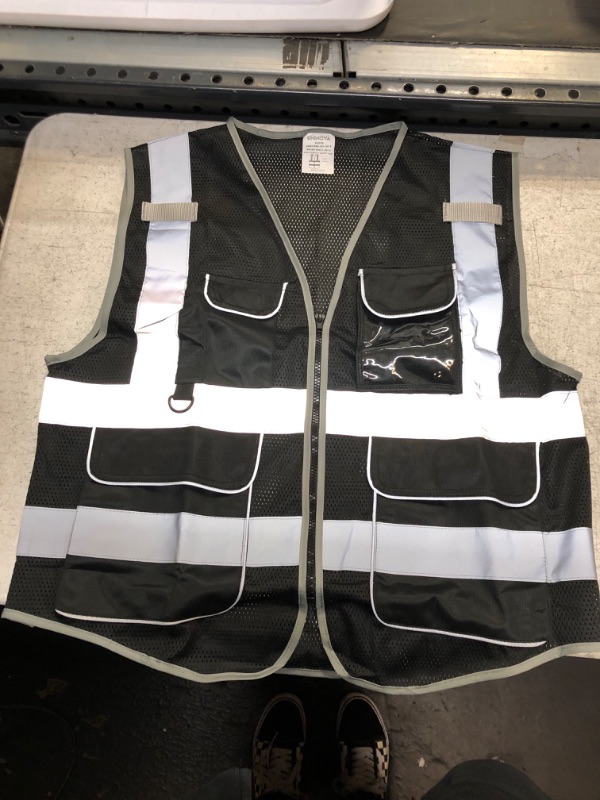 Photo 1 of Black Safety Vest Medium 