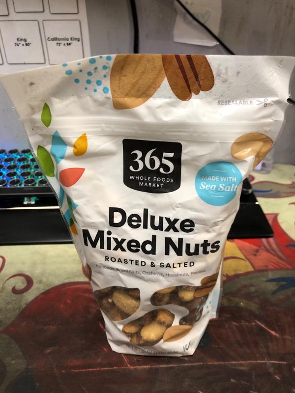 Photo 2 of 365 by Whole Foods Market, Roasted Salted Deluxe Mixed Nuts, 16 Ounce