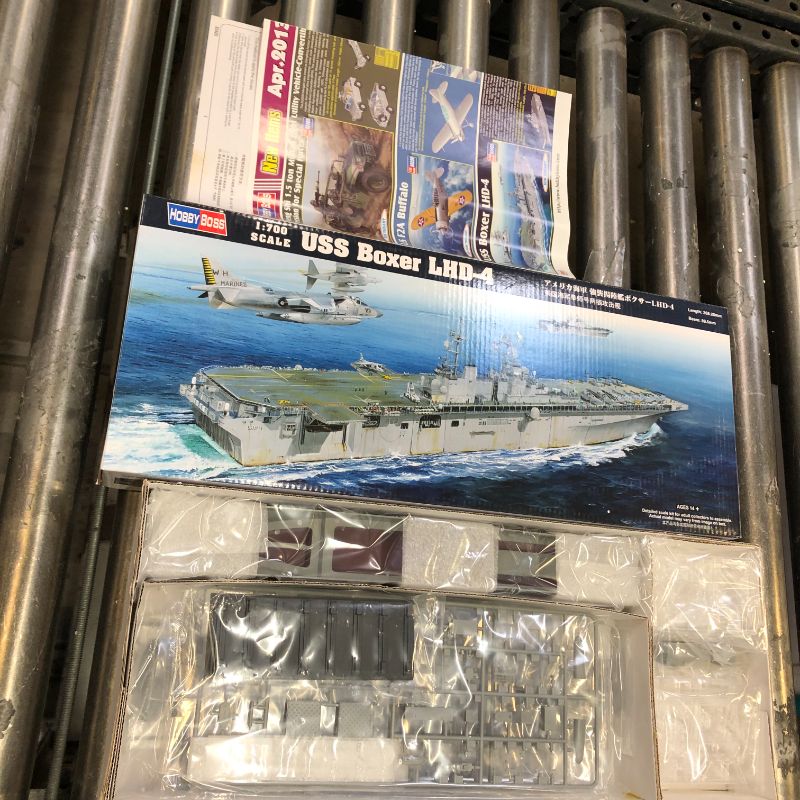 Photo 2 of Hobby Boss USS Boxer LHD-4 Boat Building Kit