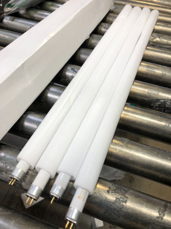 Photo 2 of 4 Pack F14T5/830 14W 22 Inch T5 Fluorescent Tube Light Bulb 3000K Warm White Mini Bi-Pin (G5) Base Straight Tube Light Bulb