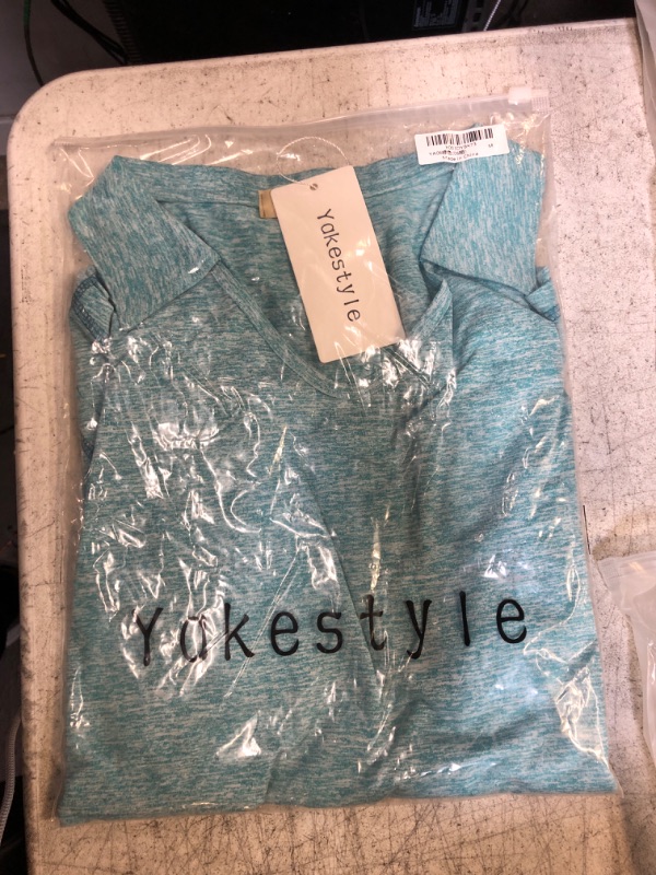 Photo 2 of Yetskeslea Women's Golf Polo Shirts V Neck Collared Tennis Shirt for Women Short Sleeve Yoga Workout Tops Medium Green-short