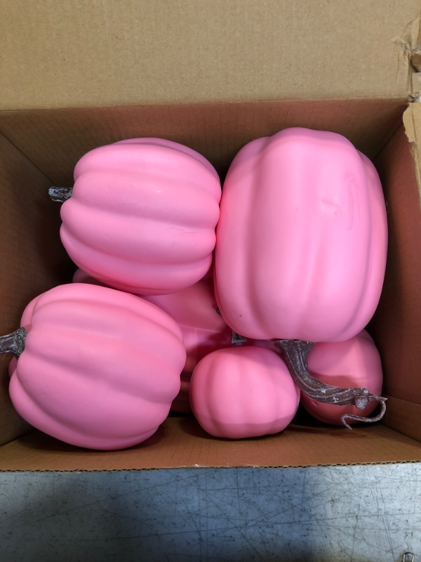 Photo 2 of 7Pcs Artificial Pumpkins of all Styles Halloween Decoration Rural Style Farmhouse Foam Pumpkin Harvest Season Thanksgiving Day is Suitable for Table top House Dining Table Party Decoration (Pink)
