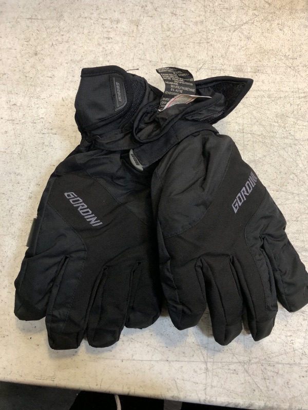 Photo 1 of Black WInter Gloves XL
