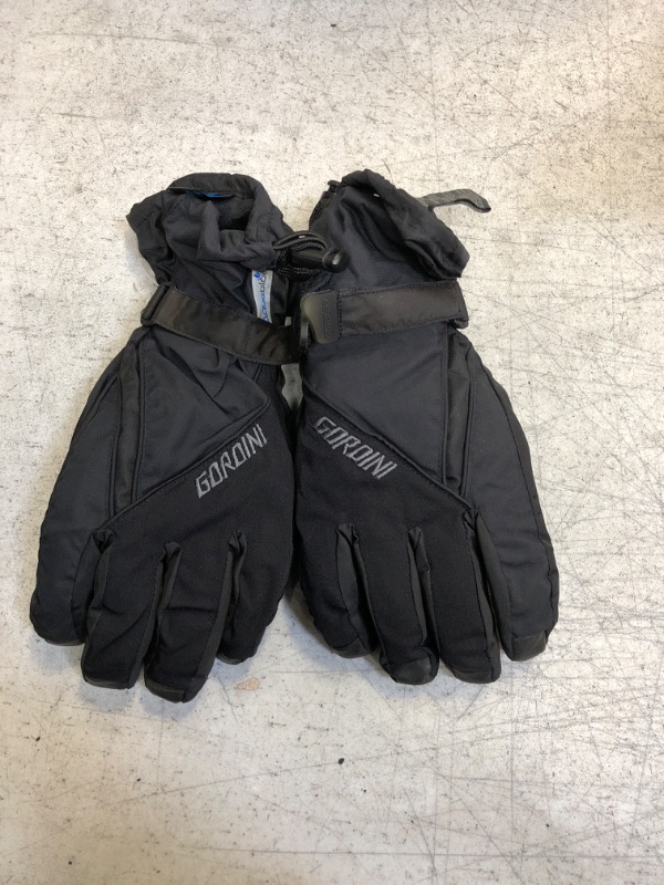 Photo 1 of Black Winter Gloves Medium  