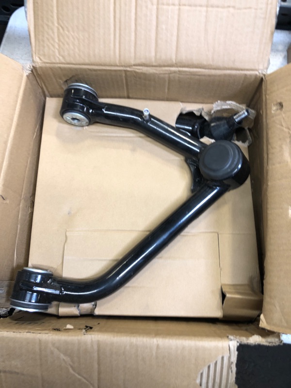Photo 2 of 2-4" Front Upper Control Arms For 2007-2018 Silverado 1500 GMC Sierra 1500 with Ball Joint, 2PCS Adaption 2-4" Lift Suspension Kit Adjustable Control Arm For 07-14 Yukon Avalanche Tahoe Suburban 2007-2018 Silverado 1500 Sierra 1500