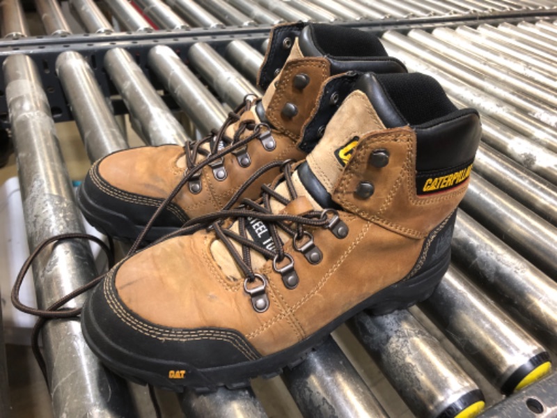 Photo 2 of CAT Forge Steel Toe Men's Work Boots
Size: 8.5