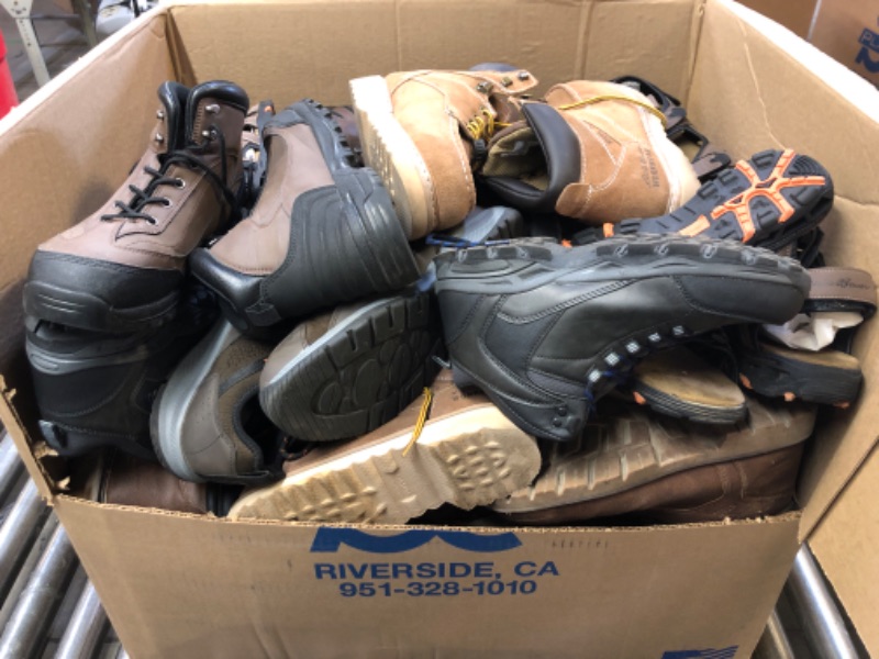 Photo 1 of Generic Shoes, Various Sizes