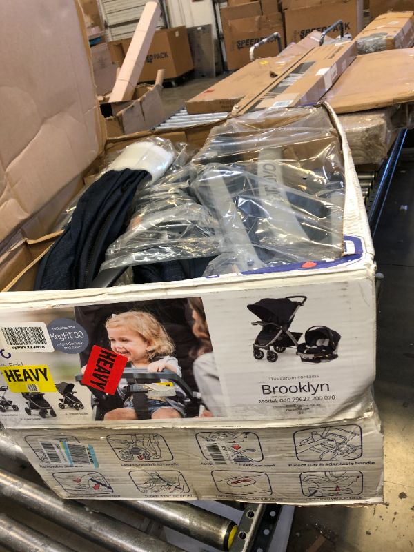 Photo 3 of Chicco Bravo Trio Travel System and Extra Base Bundle, Brooklyn, Navy Brooklyn Bravo with Extra Base (2 total)