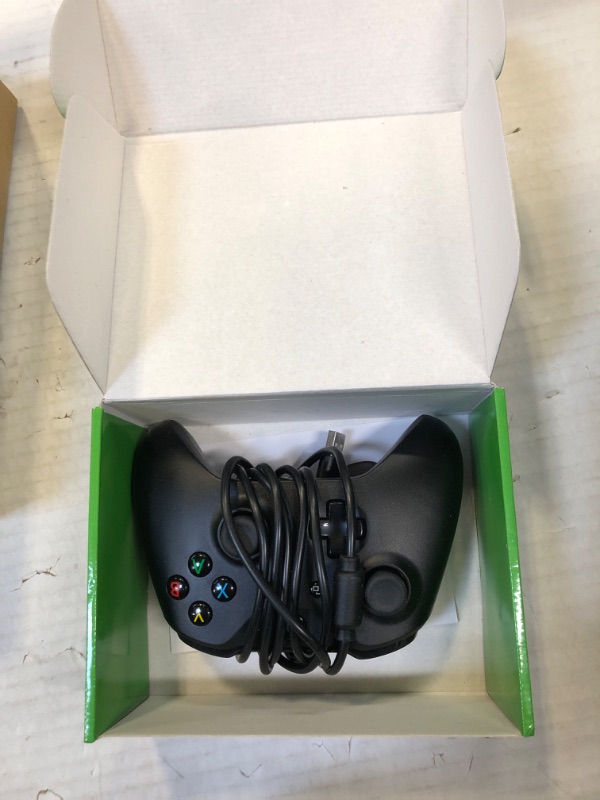 Photo 2 of SZDILONG Wired Controller for Xbox Series X|S, Xbox One, Windows 10 and above, PC Controller with 3.5 mm Audio Jack, Black