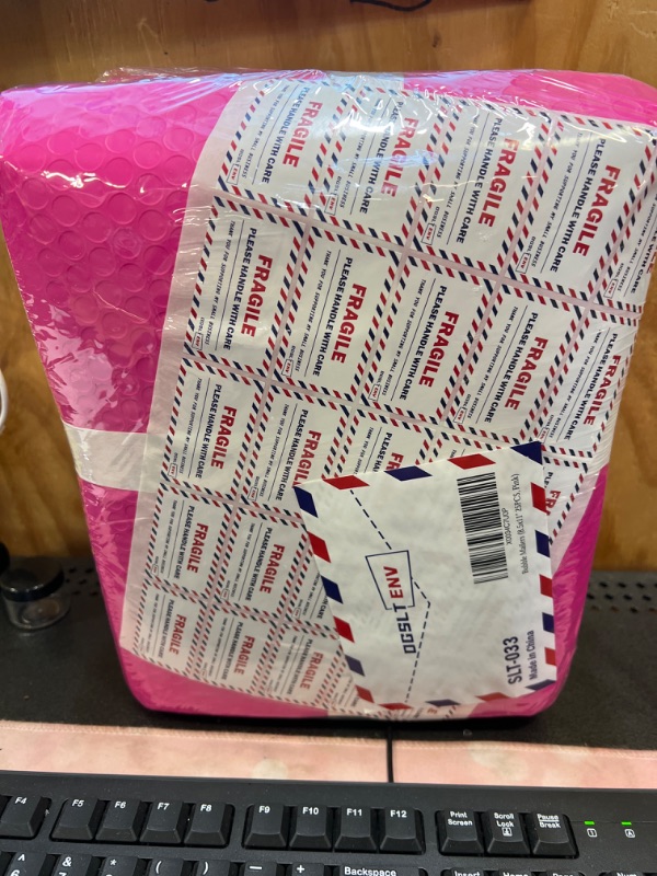 Photo 2 of Yens Poly Bubble Mailers 8.5x12 25 Pack Hot Pink Waterproof Self Seal Adhesive Shipping Bags, Cushioning Padded Envelopes for Shipping, Mailing, Packaging Usable Space 8.5x11