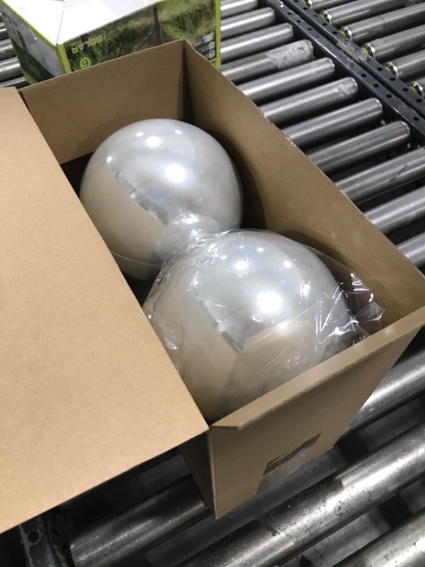 Photo 1 of Hiboom 4 Pcs 5.9 Inch Large Outdoor Christmas Ball Plastic Fillable Ball Ornament Big Xmas Tree Decorative Hanging Ornaments for Home Outside Holiday Lawn Yard Party (Silver)