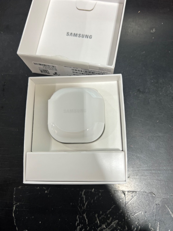 Photo 1 of Galaxy Buds FE Wireless Earbud Headphones