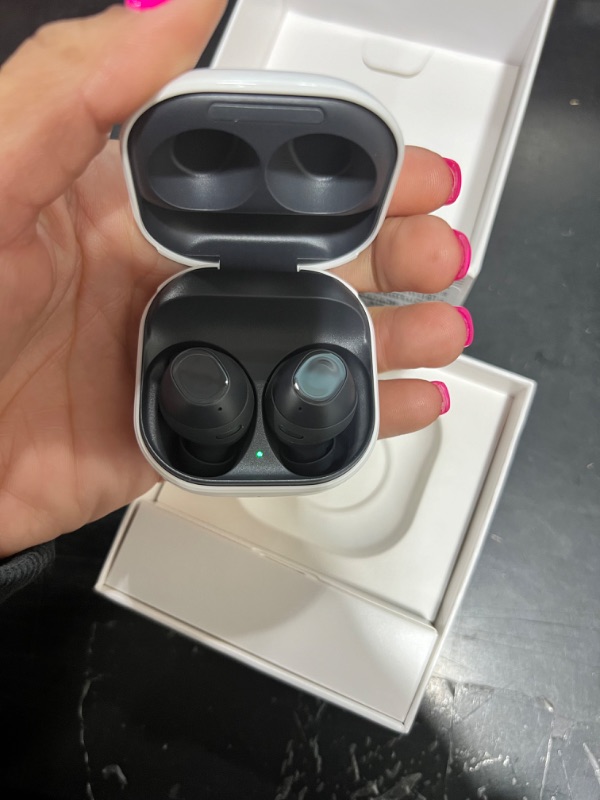 Photo 6 of Galaxy Buds FE Wireless Earbud Headphones