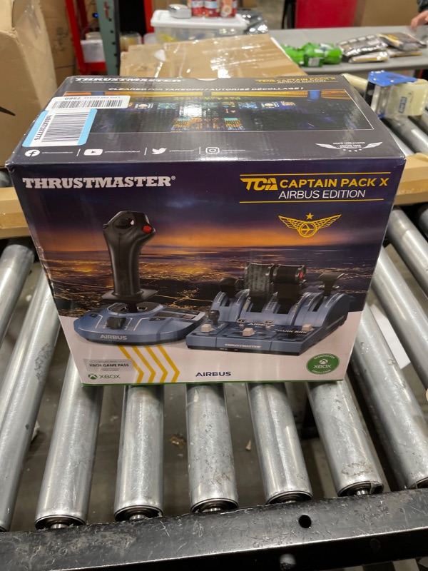 Photo 3 of THRUSTMASTER TCA Captain Pack X Airbus Edition - Officially Licensed for Xbox Series X|S and PC PC | Xbox