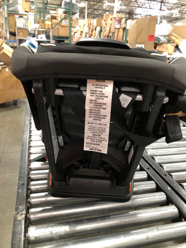 Photo 3 of Graco Extend2Fit Convertible Car Seat, Ride Rear Facing Longer with Extend2Fit, Gotham 2-in-1 Gotham