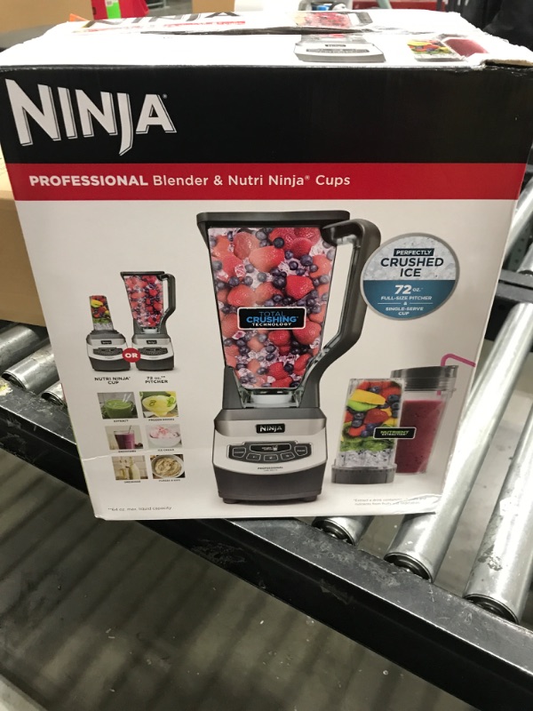 Photo 3 of Nutri Ninja 72 Oz. 3-Speed Black Professional Blender with 2 Single Serve Cups (BL660)
