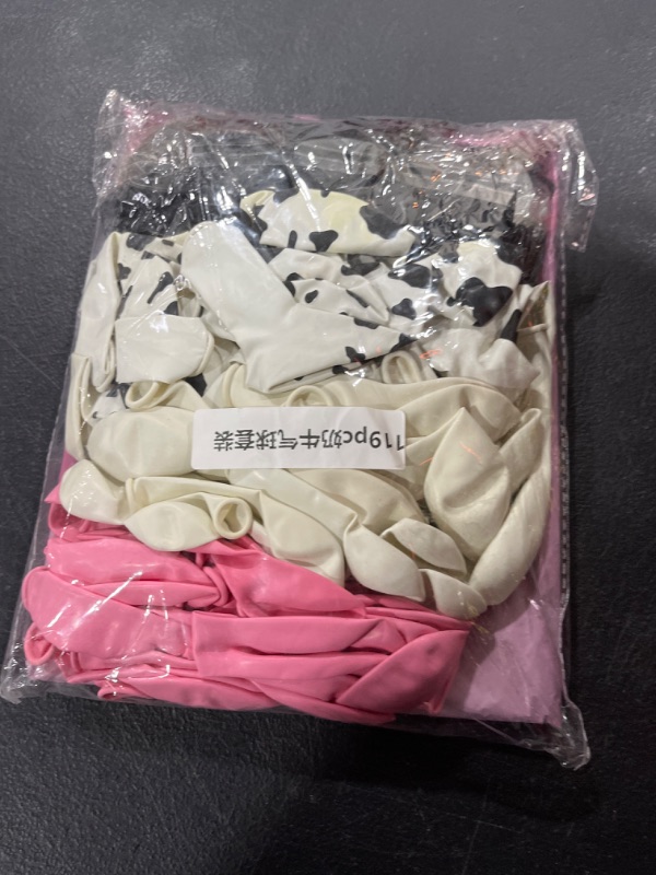 Photo 1 of 117 PCS CUTE COW BALLOONS 