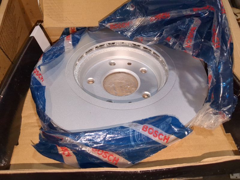 Photo 2 of Bosch 40011604 QuietCast Premium Disc Brake Rotor - Compatible With Select Nissan Leaf, Rogue; FRONT - Single