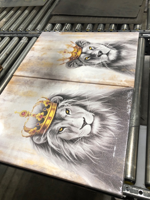 Photo 2 of Zlove 2 Pieces Animal King Wall Art Lion and Lioness with Crown, 16 x 24inch