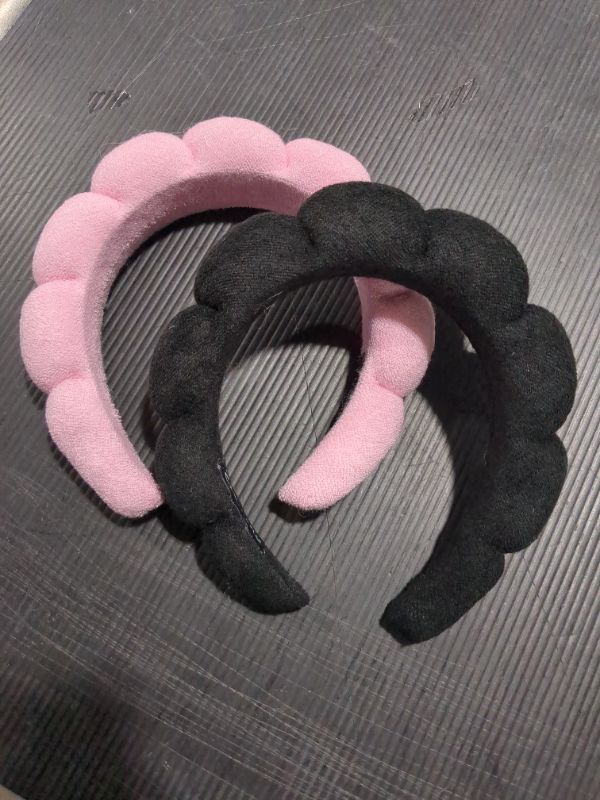 Photo 1 of 2 Pieces Spa Headbands for Washing Face Puffy Makeup Headband Skincare Headbands Face Wash Terry Cloth HeadBands for Skin Care (Black + Pink)
