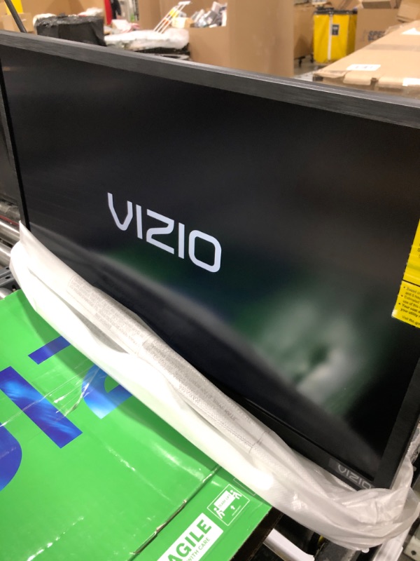 Photo 2 of VIZIO 24-inch D-Series Full HD 1080p Smart TV with Apple AirPlay and Chromecast Built-in, Alexa Compatibility, D24f-J09, 2022 Model 24 in 1080p Bezel