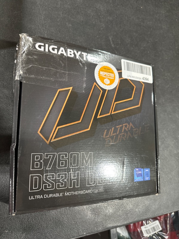 Photo 2 of GIGABYTE B760M DS3H DDR4 (LGA 1700/ Intel/ B760/ M-ATX/ DDR4/ Dual M.2/ PCIe 4.0/ USB 3.2 Gen 2 Type-C/ 2.5GbE LAN/Q-Flash Plus/PCIe EZ-Latch/Gaming...
