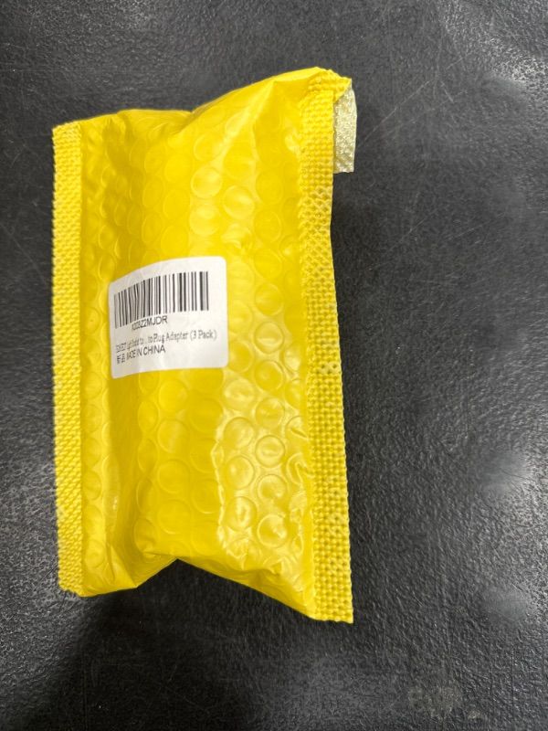 Photo 1 of YKCGG E26/E27 Light Socket to Plug Adapter Converts Outlet to Lamp Socket, AC Plug to E26 Two Outlet Light Socket Adapter, Light Bulb Socket to Plug Adapter (3 Pack)