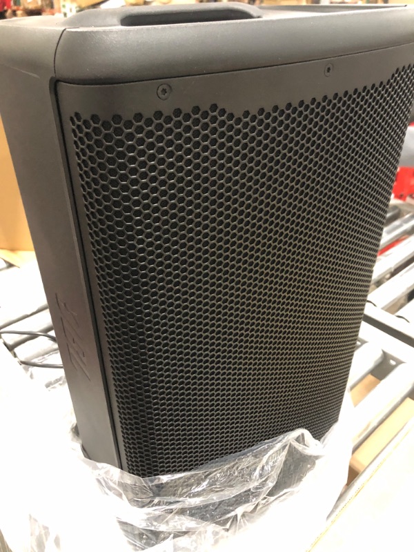 Photo 2 of JBL Professional EON710 Powered PA Loudspeaker with Bluetooth, 10-inch,Black 10-Inch Speaker Reinforcement