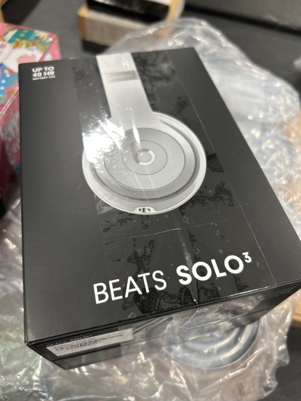 Photo 4 of Beats Solo3 Wireless On-Ear Headphones - Apple W1 Headphone Chip, Class 1 Bluetooth, 40 Hours of Listening Time, Built-in Microphone - Silver (Latest Model) Silver Solo3 Without AppleCare+