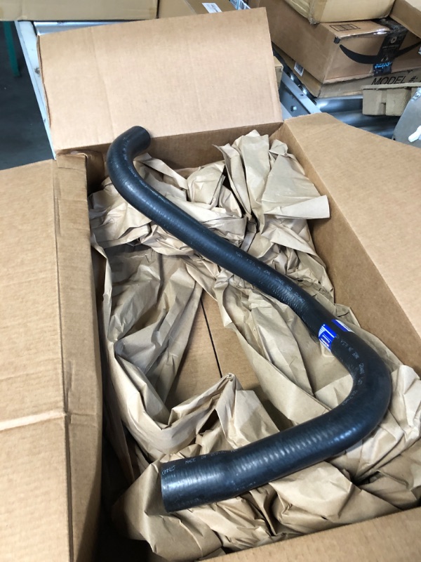 Photo 2 of ACDelco Gold 26061X Molded Upper Radiator Hose