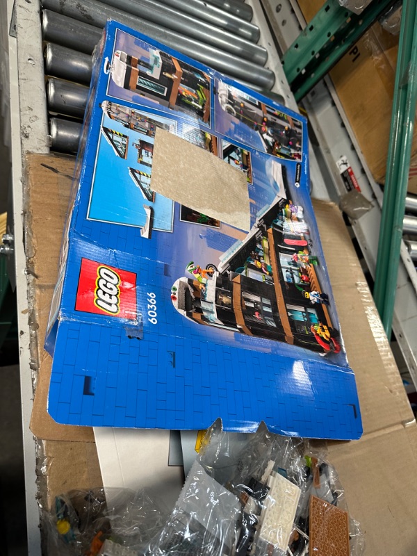 Photo 4 of (READ NOTES) LEGO City Ski and Climbing Center 60366 Building Toy Set, 3-Level Building with a Ski Slope, 8 Minifigure