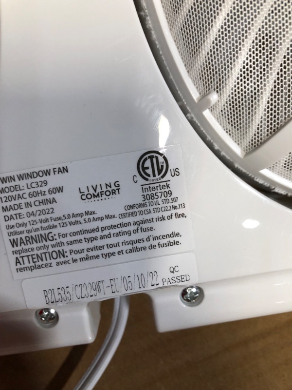 Photo 3 of **READ NOTES RIGHT FAND DOES NOT WORK
Comfort Zone Living Comfort 9" Dual Window Fan with 180° Rotating Fans, 2-Speeds, Plastic 