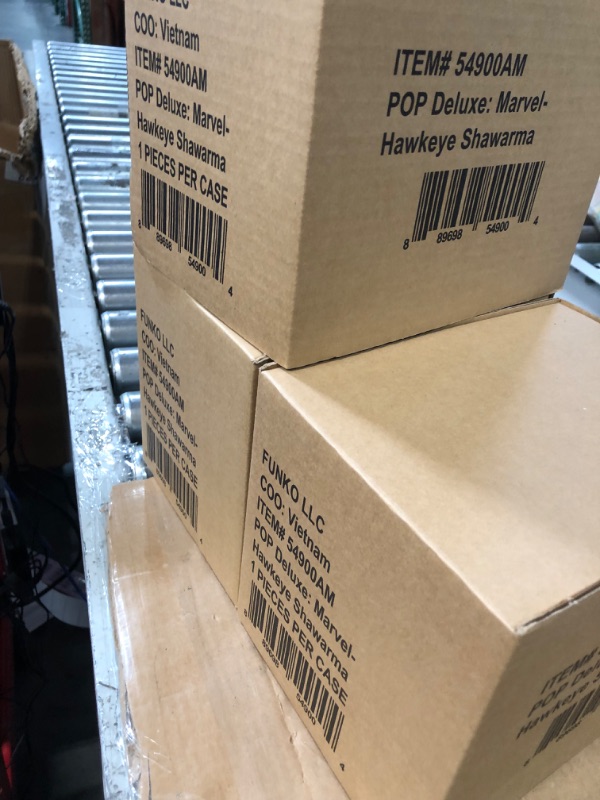 Photo 1 of * SET OF THREE, NO RETURNS * Funko Pop! Deluxe Marvel: Avengers Victory Shawarma Series - Hawkeye, Amazon Exclusive, Figure 3 of 6