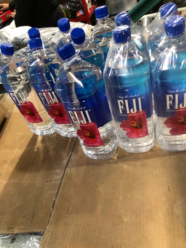 Photo 2 of (Pack of 11)
FIJI Natural Artesian Bottled Water 1.5 Liters / 50.7 Fl Ounce 