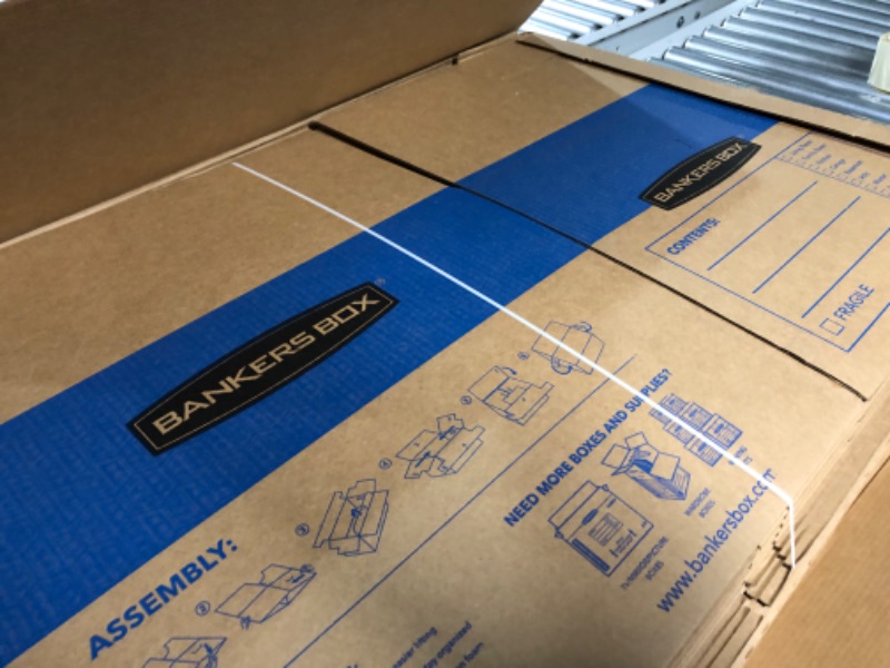 Photo 1 of Bankers Box® SmoothMove Prime Large Moving Boxes, 24"L x 18"W x 18"H, Kraft/Blue, 6/Pack